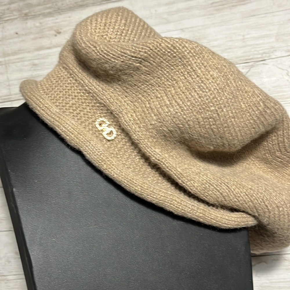Knit hat - Picture 4 of 4